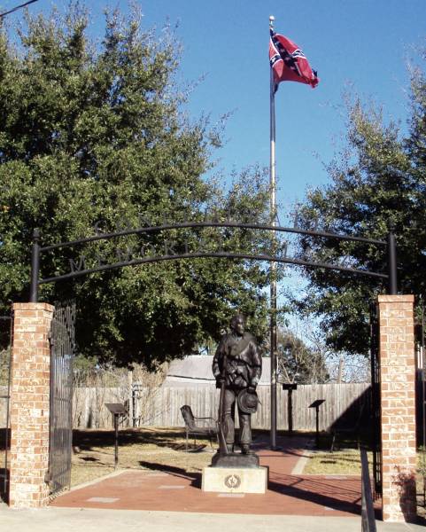 Confederate Memorial Plaza, Anderson, Texas 0108111521
