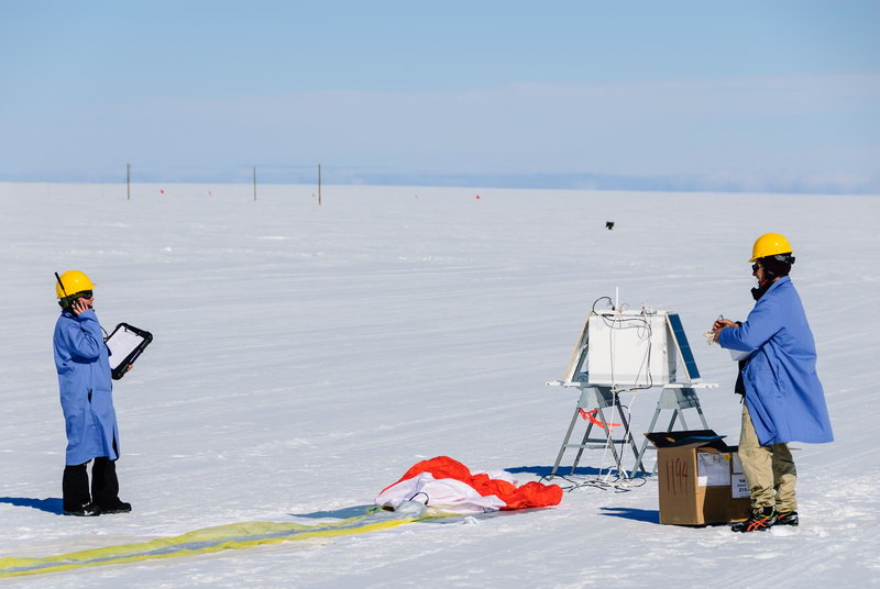 Ballooning in the constant sun of the South Pole summer