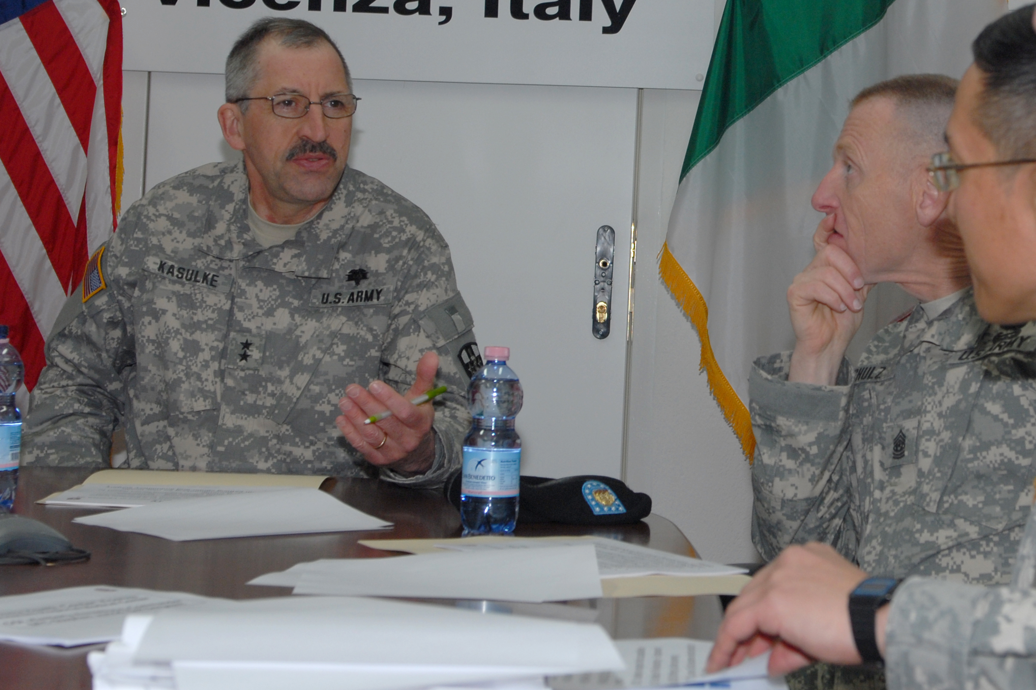 Maj. Gen. Robert Kasulke’s visit to Caserma Ederle: Army Reserve medical support March 2010