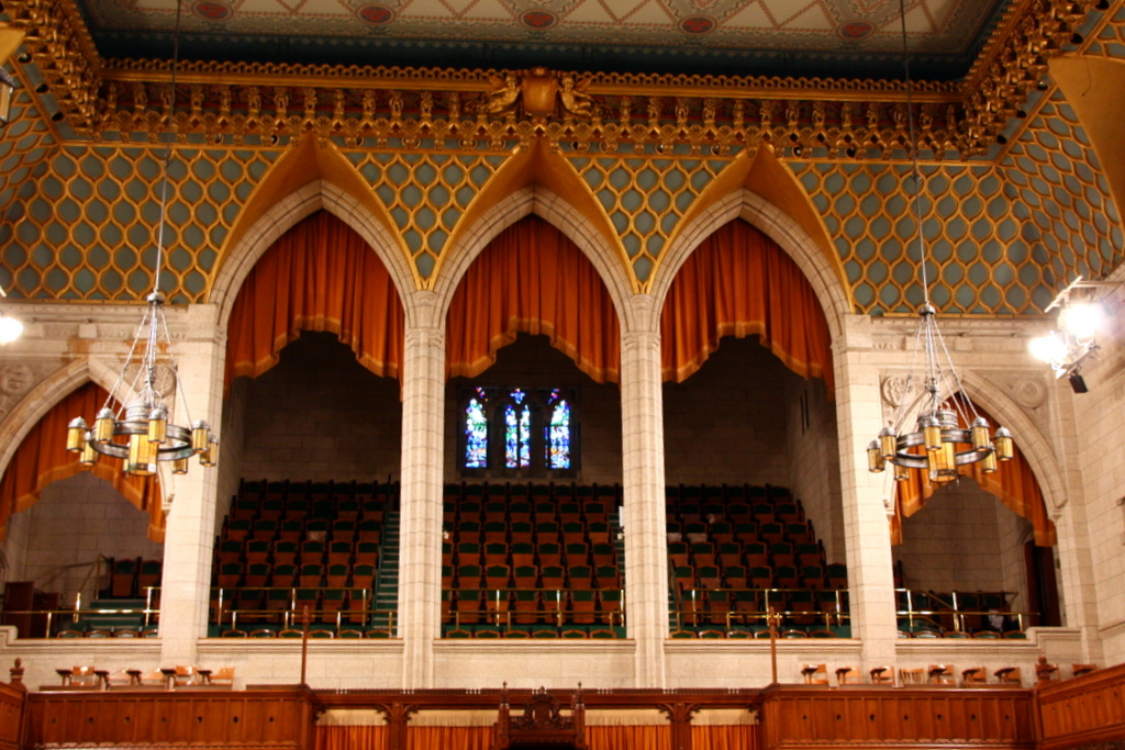 Câmara dos Comuns do Canadá / Canadian House of Commons