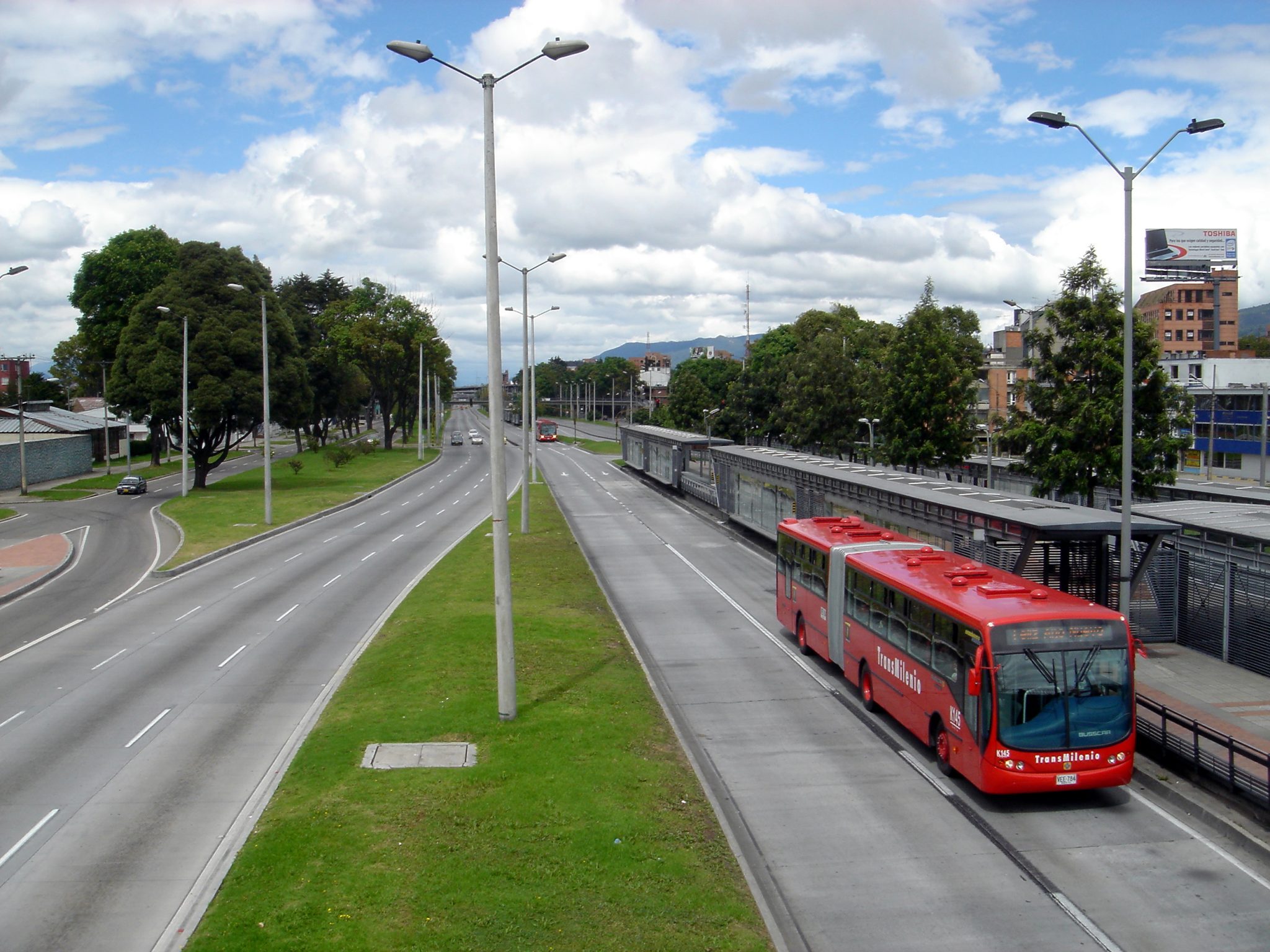 TransMilenio - Heroes station